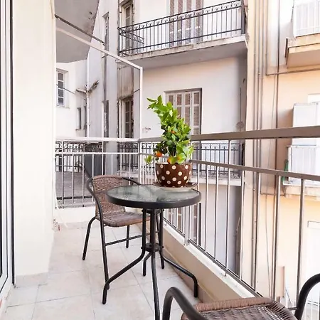 Baroque Downtown Maria's Apartman